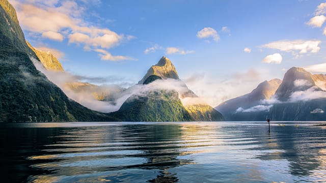 premium-milford-sound-small-group-tour-cruise-picnic-lunch-from-te-anau_1